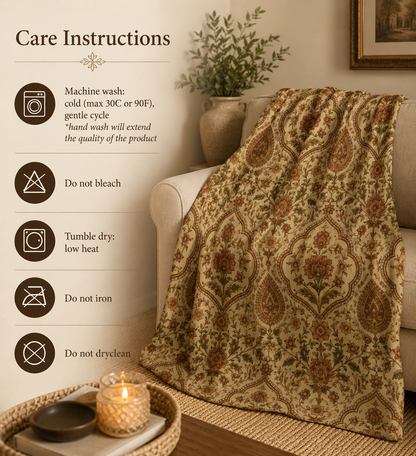 Moroccan Rose Traditional Plush Mircofiber Blanket